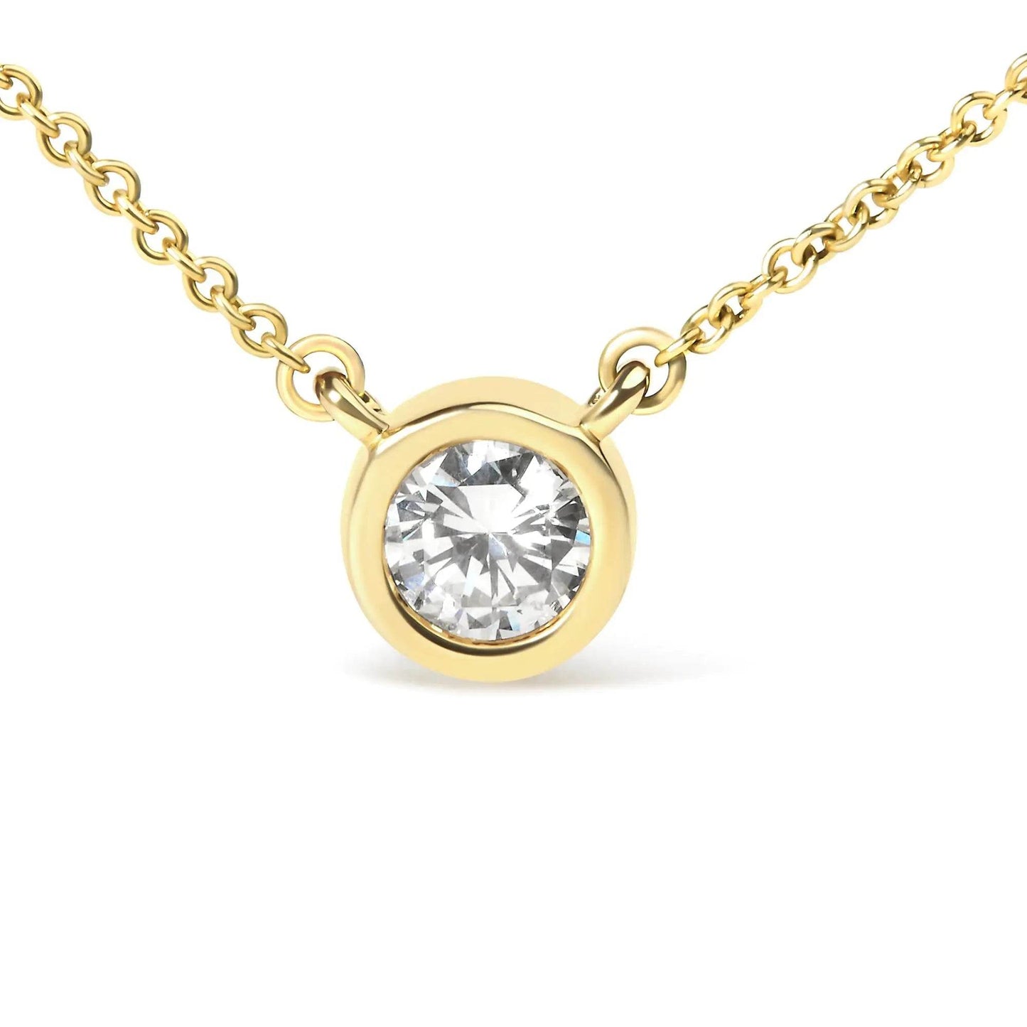 10K White Gold Bezel Diamond Solitaire Pendant Necklace - EveryRetailNeed.Com
