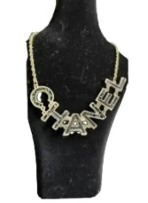 Charming Women Necklace - EveryRetailNeed.Com
